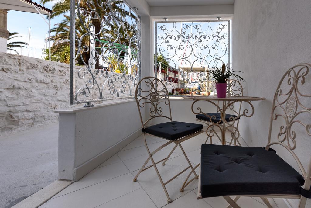Apartamento Studio Tironi 2 -Sonja Trogir Exterior foto