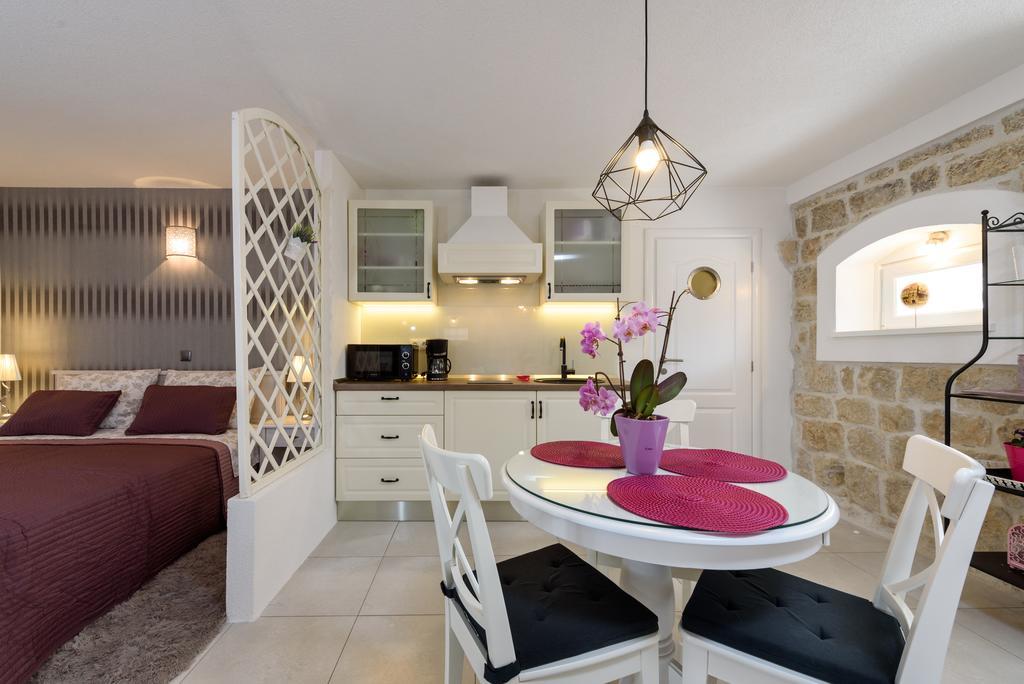 Apartamento Studio Tironi 2 -Sonja Trogir Exterior foto