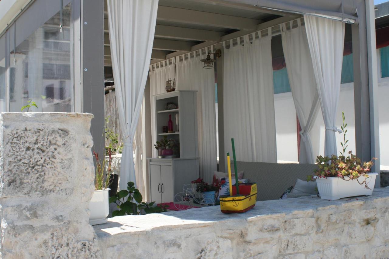 Apartamento Studio Tironi 2 -Sonja Trogir Exterior foto